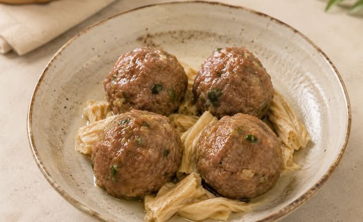 粵式腐竹牛肉球 Cantonese Beef Balls with Bean Curd Sheet (4 Pc)